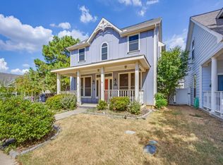 9890 Walnut Hill Dr, Aubrey, TX 76227