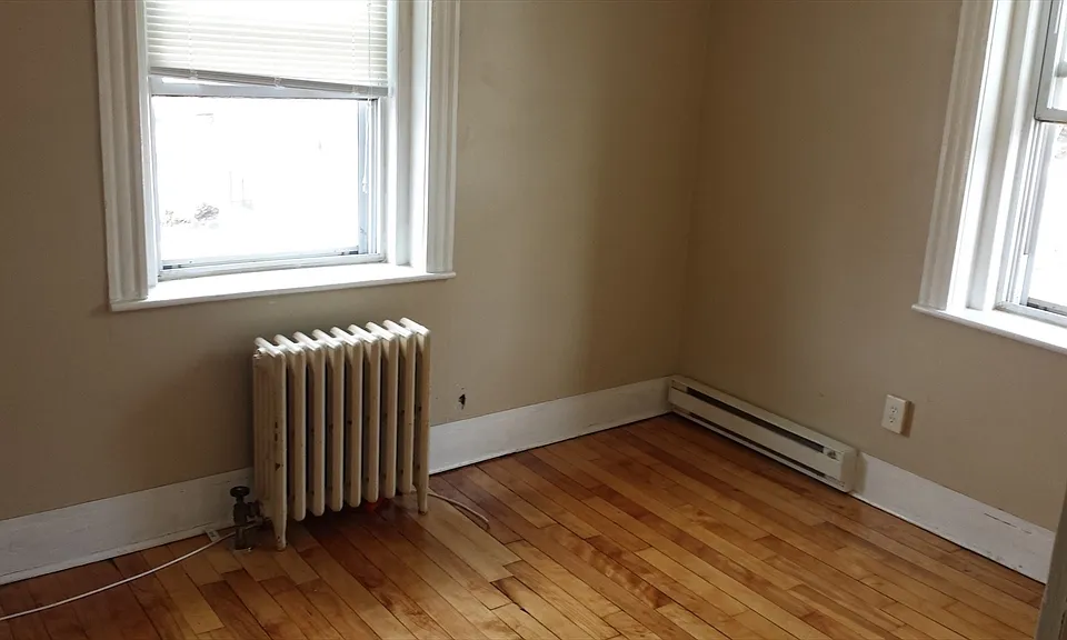 4 Hancock St #9