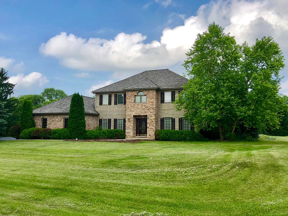 1st image of 186 Peregrine Ln