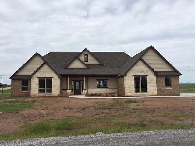 1st image of 1044 NE Rock Ridge Rd