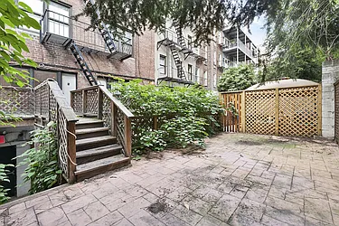 Rented by Cooper & Cooper Real Estate