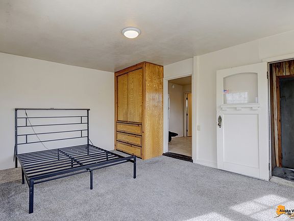 4th image of 728 E 8th Ave #15