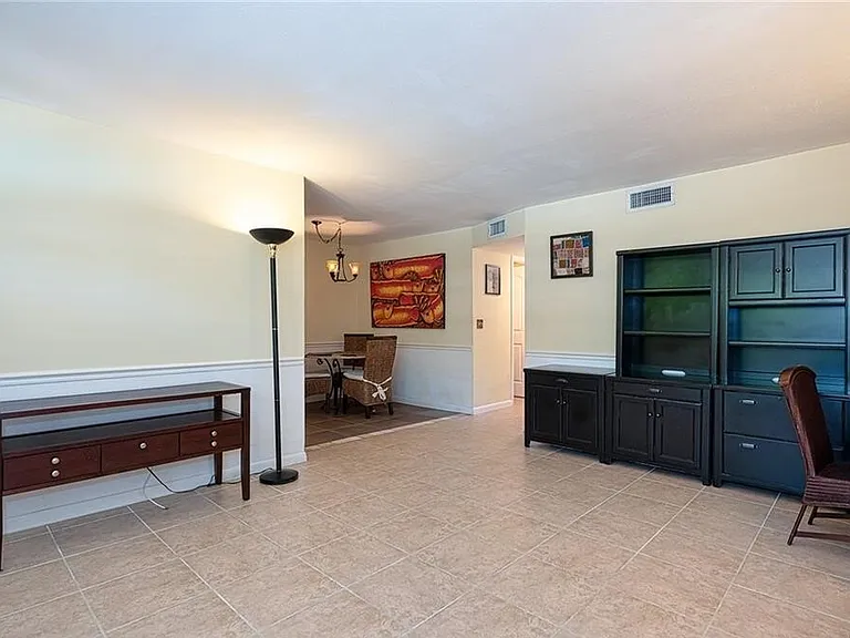 4290 Gulfstream Dr #5-1 — Photo 8