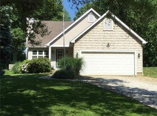 7363 N Shore Dr, Erie, PA