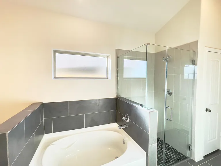 21619 Cypress Maple Dr — Photo 13