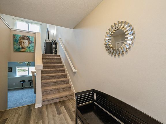 4th image of 2811 SE 35th St