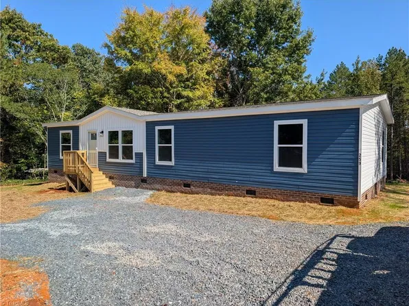 259 Cabin Creek Dr, Denton, NC 27239