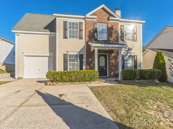 10519 Katie Creek Ct, Charlotte, NC 28213