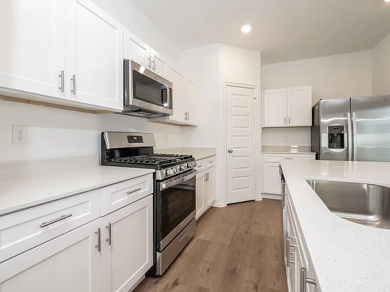 10049 Blackjack Rd — Photo 9