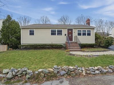 35 Armstrong Cir, Braintree, MA, 02184
