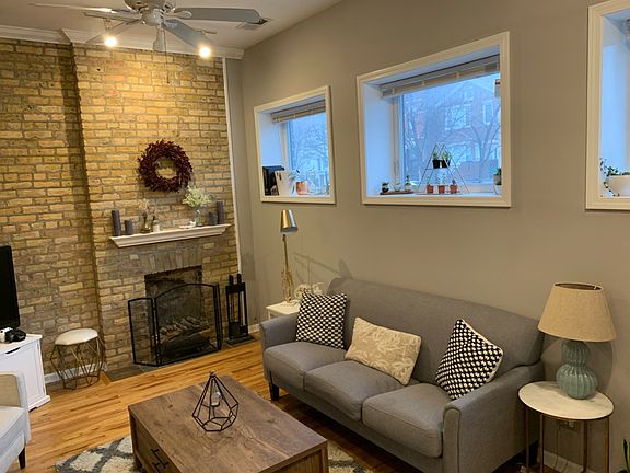 3rd image of 533 N Ashland Ave #2