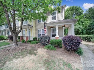 413 Hurston Cres, Charlotte, NC 28208