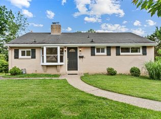 504 Long Dr, Pittsburgh, PA 15241