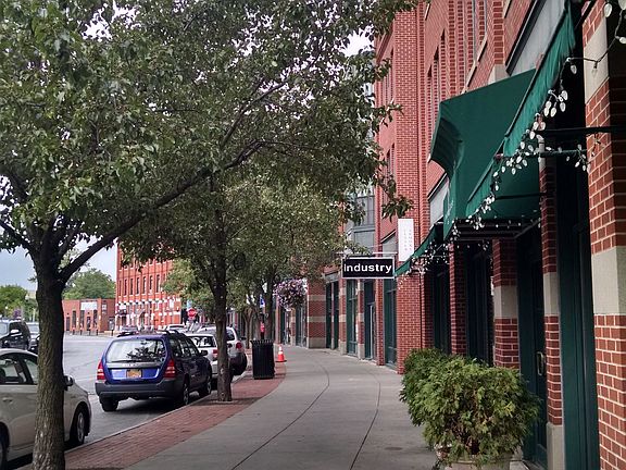 2nd image of 133 Walton Street #133-134