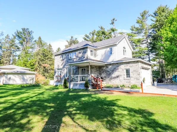 3276 Turnbull Dr, Severn, ON L3V 0Y4
