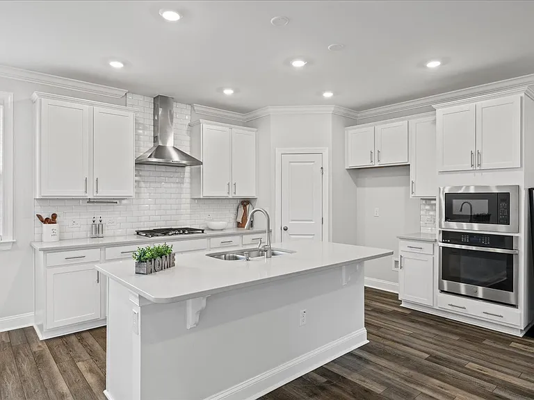 271 Edge Of Auburn Blvd — Photo 6