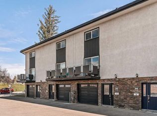1603 W McGonigal Dr NE #7, Calgary, AB T2E5W2