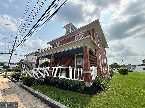 4th image of 40 Hockersville Rd