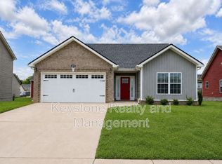 1073 Dublin Dr, Clarksville, TN 37042