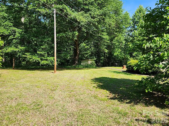 3rd image of 3136 Philadelphia Church Rd