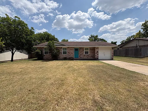 714 Upland Ln Photo 1