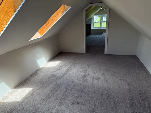 1008 Reading Ave — Photo 5