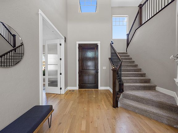 3rd image of 1491 E San Pedro Ct