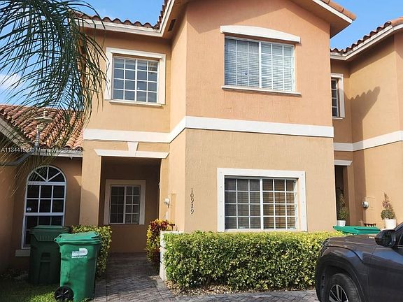 3rd image of 10919 SW 182nd Ln #0