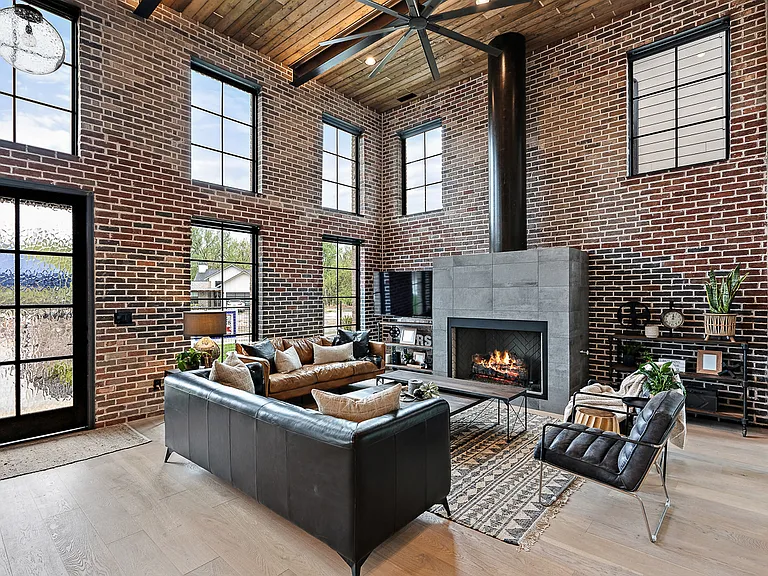 2526 W Rustic Forge St — Photo 7