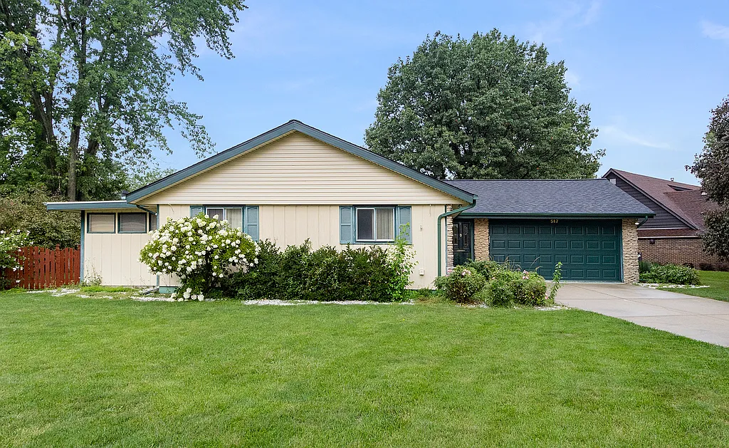 517 Apollo Dr photo 1