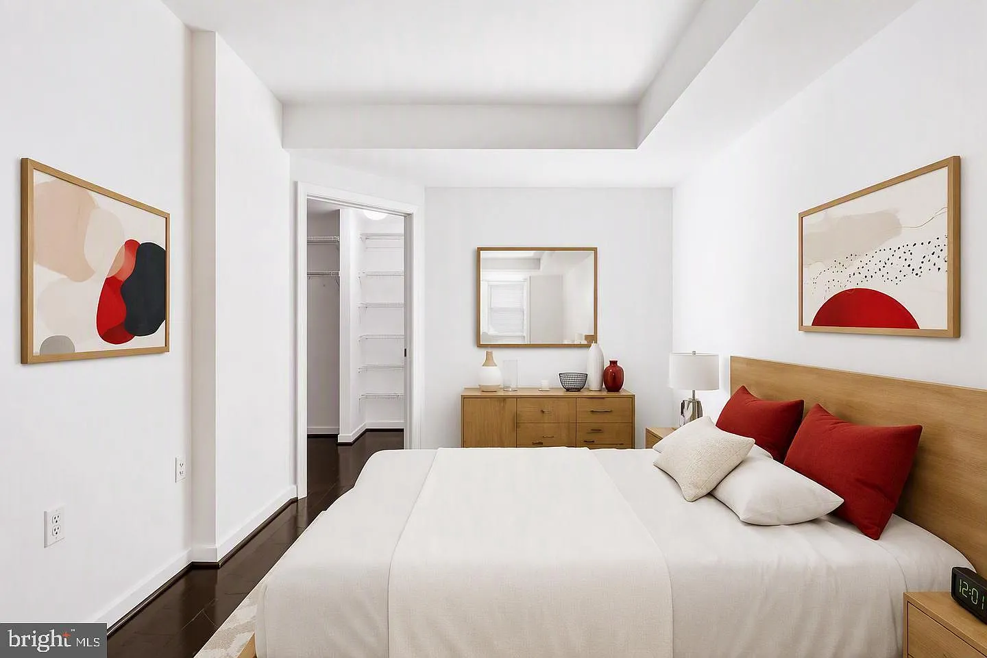 The Connecticut Condo — Photo 3