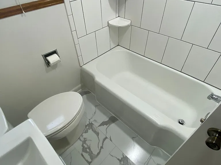 315 W Wausau Ave — Photo 13