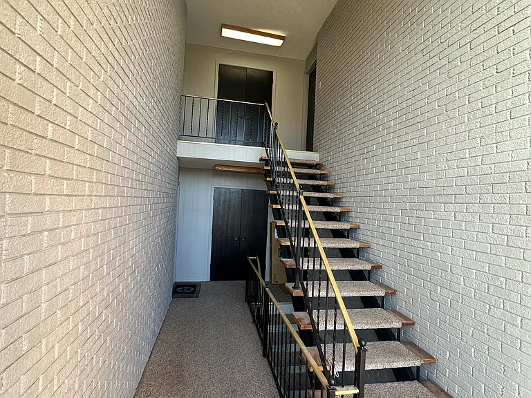 39 Orphanage Rd #1 — Photo 13