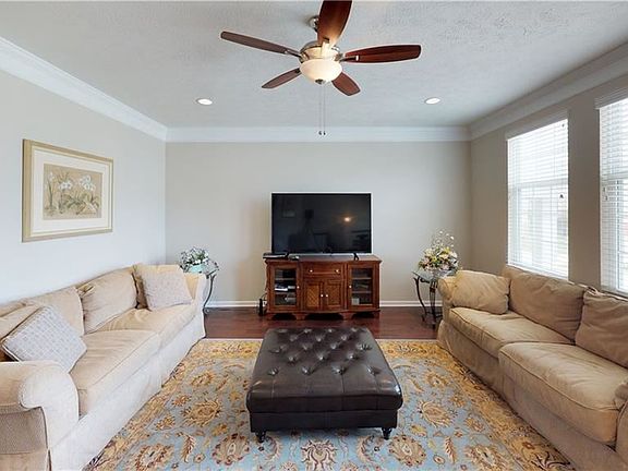 3rd image of 6610 Park Pointe Ct