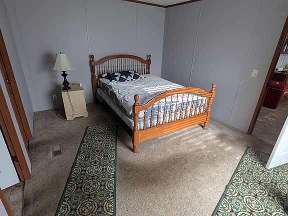 3rd image of 6057 Skipton Dr SW