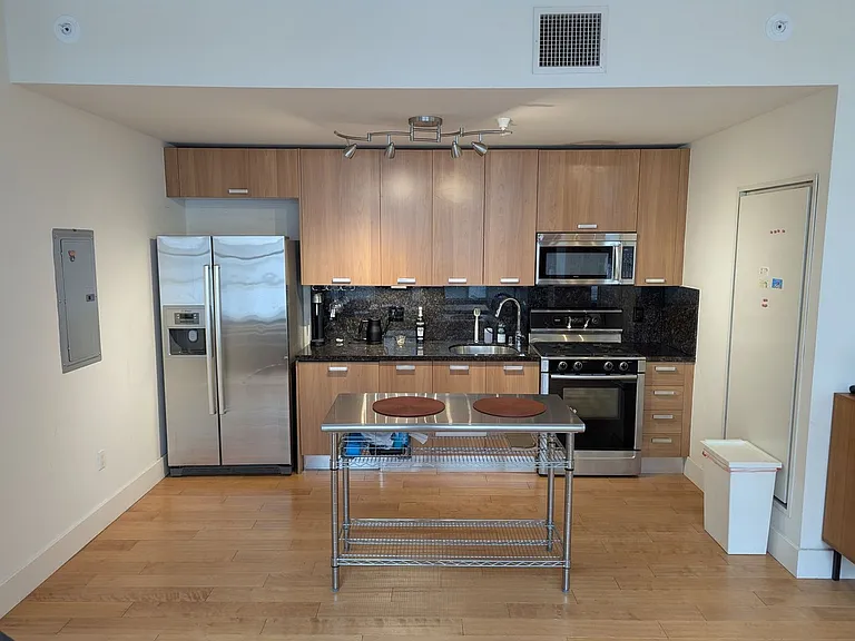 460 S Spring St #510 — Photo 2