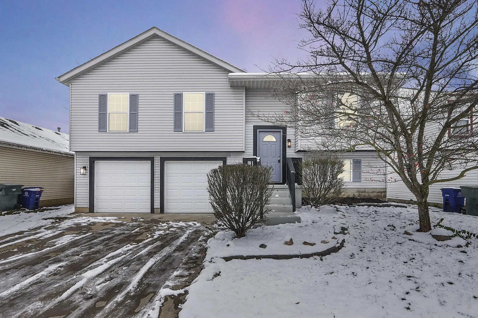 1659 Westmeadow Dr photo 1