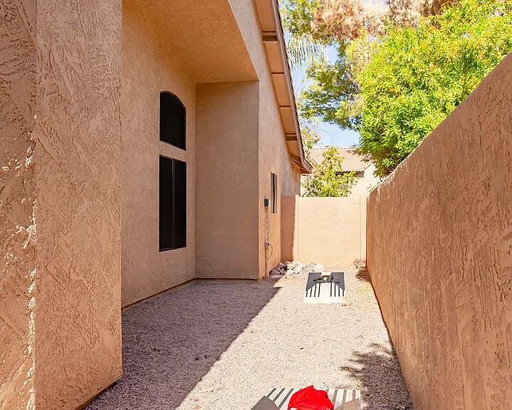 5821 E Aire Libre Ave — Photo 37