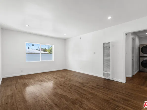 616 Sunset Ave #C, Venice, CA 90291