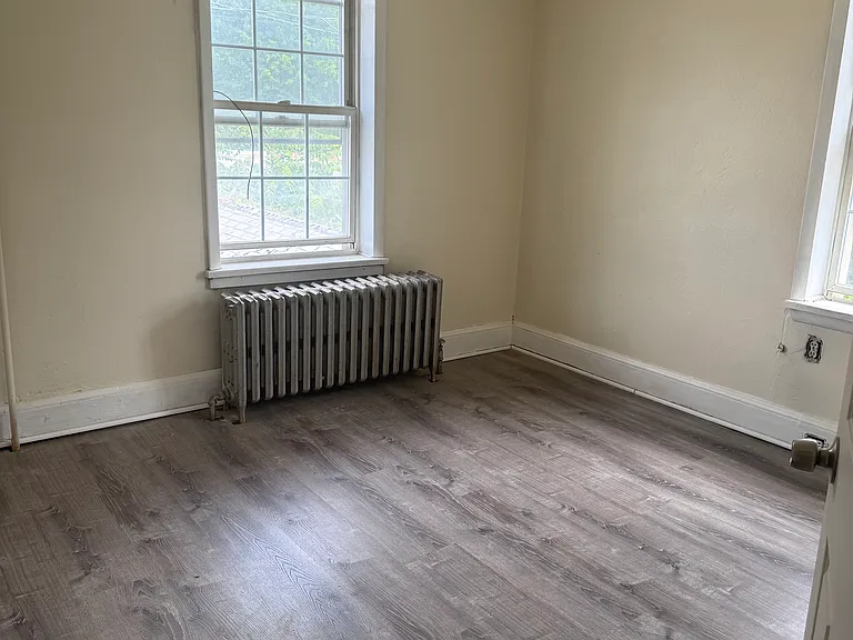 1327 Argus Rd — Photo 10