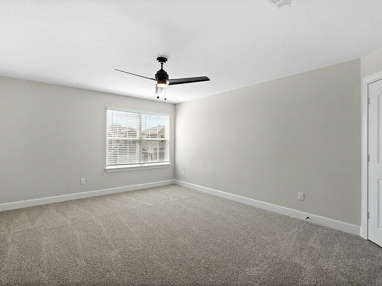 Princeton Heights — Photo 43