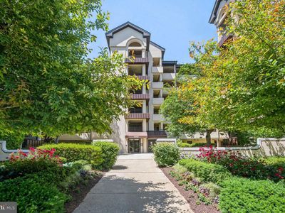 6060 California Cir APT 409, Rockville, MD, 20852