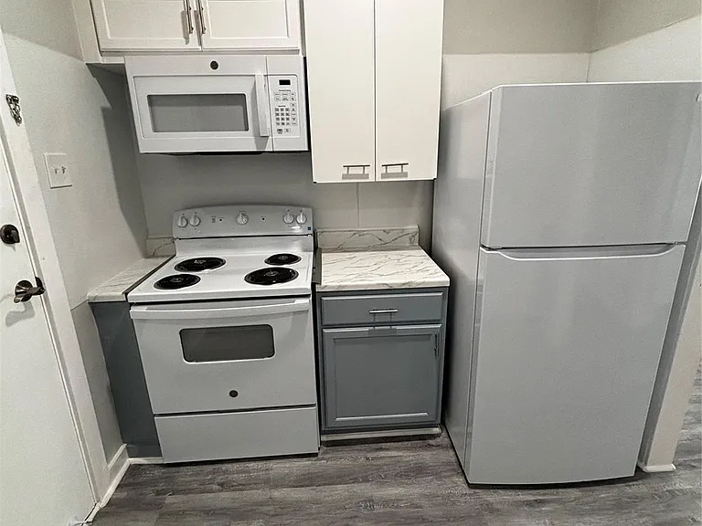 4125 Avenue M — Photo 14