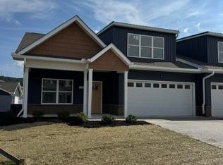 1506 Sunrise Crest Ln, Powell, TN 37849