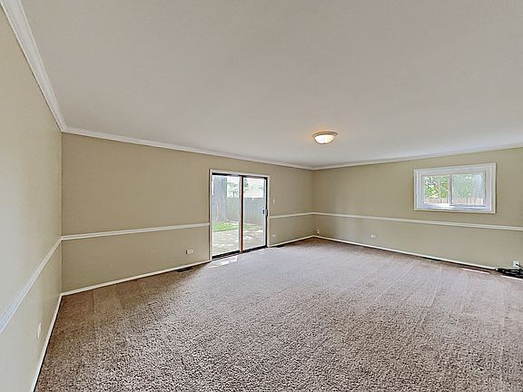 5th image of 1369 Westchester Dr