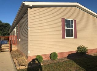 61 Lake Meadow Dr, Batavia, OH 45103