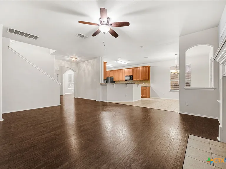 5101 Birmingham Cir — Photo 9
