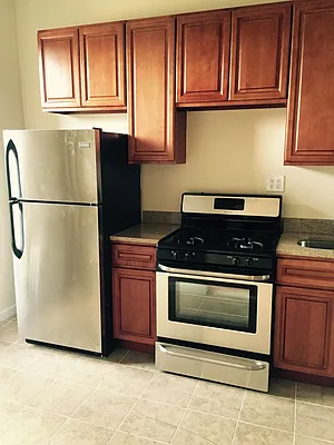 Rented by Limestone Realty Bklyn, LLC | media 2