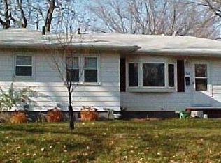 525 Cataract Ave, Waterloo, IA 50702