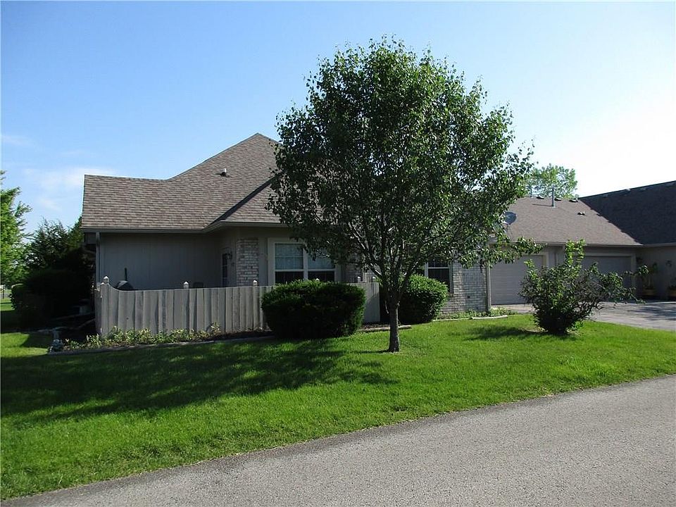 1st image of 4735 Bridgefield Dr